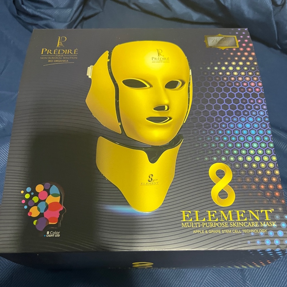 Gold LED Face Mask - Picture 8 of 8